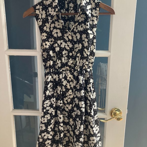 Navy Dress with flower patter - Picture 2 of 5